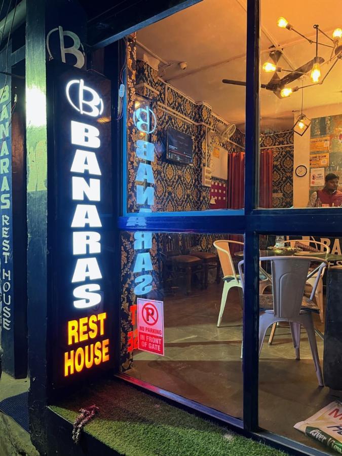 Banaras Rest House Varanasi Exterior foto